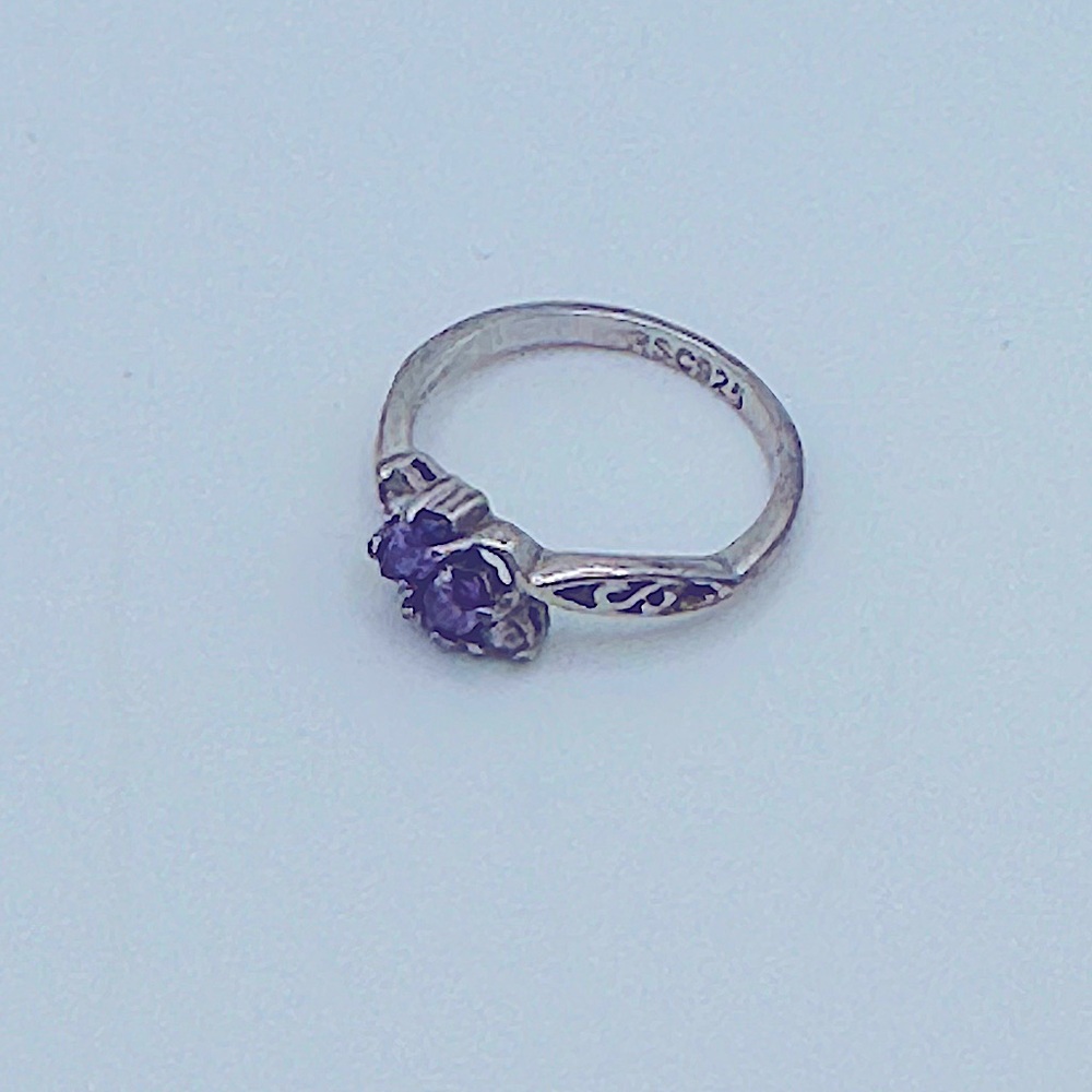 Vintage 925 silver ring sz 4, amethyst-toned marquis gems + CZ chips - Picture 8 of 8